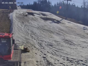 Skiareál Mosty u Jablunkova - Spodní část sjezdovky č. 1  - 5.3.2026 v 11:00