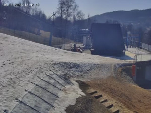 Skiareál Mosty u Jablunkova - Spodní část sjezdovky č. 1  - 5.3.2026 v 13:00
