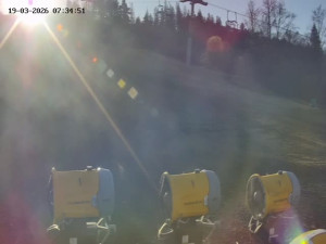 Skiareál Mosty u Jablunkova - Spodní část sjezdovky č. 1  - 19.3.2026 v 08:00