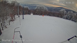 Vrchol Bouřňák, pohled na jih