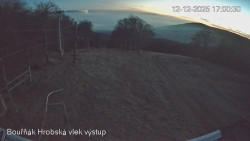 Vrchol Bouřňák, pohled na jih