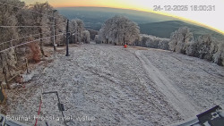 Vrchol Bouřňák, pohled na jih