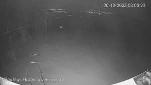 Sport Centrum Bouřňák - Vrchol Bouřňák, pohled na jih - 30.12.2025 v 03:00