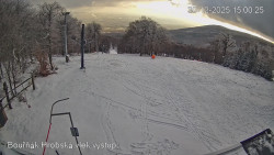 Vrchol Bouřňák, pohled na jih