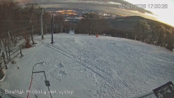 Vrchol Bouřňák, pohled na jih