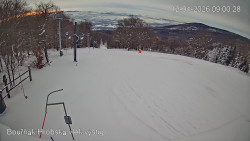 Vrchol Bouřňák, pohled na jih