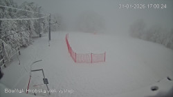 Vrchol Bouřňák, pohled na jih