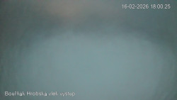 Vrchol Bouřňák, pohled na jih