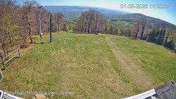Vrchol Bouřňák, pohled na jih