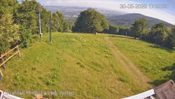 Vrchol Bouřňák, pohled na jih