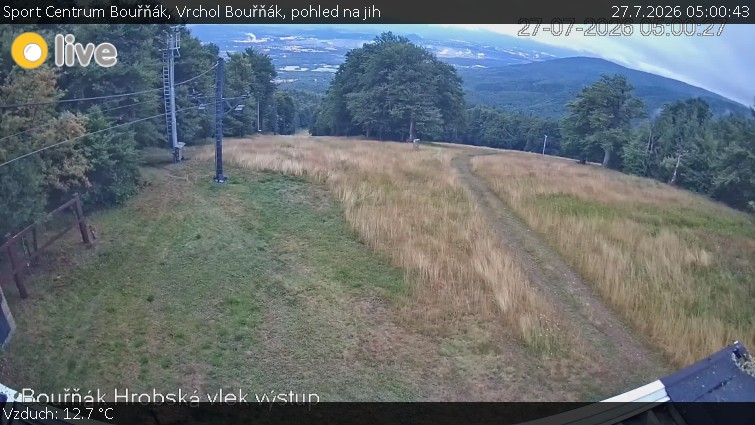 Sport Centrum Bouřňák - Vrchol Bouřňák, pohled na jih - 27.7.2026 v 05:00
