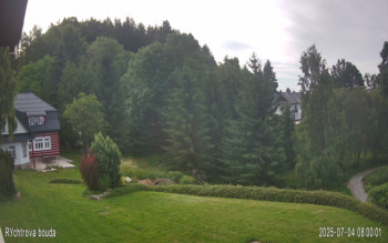 Snímek    4.7.2025 v 08:00