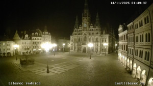 Město Liberec - Náměstí Dr. Edvarda Beneše - 14.11.2025 v 01:45 Město Liberec - Náměstí Dr. Edvarda Beneše - 14.11.2025 v 01:45