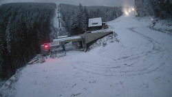 Modrá sjezdovka - dojezd k lanové dráze