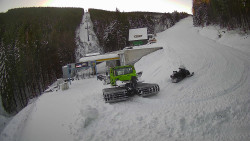 Modrá sjezdovka - dojezd k lanové dráze