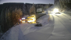 Modrá sjezdovka - dojezd k lanové dráze