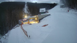 Modrá sjezdovka - dojezd k lanové dráze