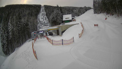 Modrá sjezdovka - dojezd k lanové dráze