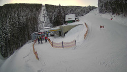 Modrá sjezdovka - dojezd k lanové dráze