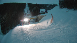 Modrá sjezdovka - dojezd k lanové dráze