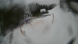 Modrá sjezdovka - dojezd k lanové dráze