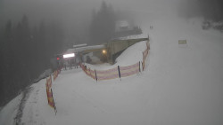 Modrá sjezdovka - dojezd k lanové dráze