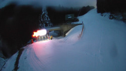 Modrá sjezdovka - dojezd k lanové dráze