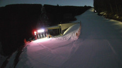 Modrá sjezdovka - dojezd k lanové dráze