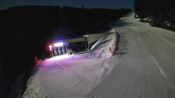 Modrá sjezdovka - dojezd k lanové dráze