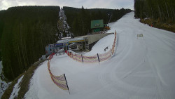 Modrá sjezdovka - dojezd k lanové dráze