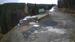 Modrá sjezdovka - dojezd k lanové dráze