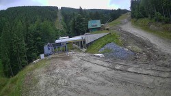 Blue ski slope – run to the cable car station