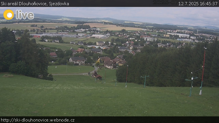 Ski areál Dlouhoňovice - Sjezdovka - 12.7.2025 v 16:45 Ski areál Dlouhoňovice - Sjezdovka - 12.7.2025 v 16:45