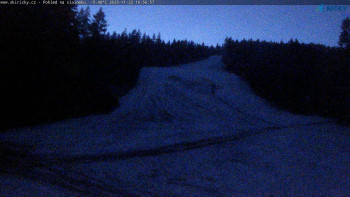 Snímek    23.11.2025 v 17:00