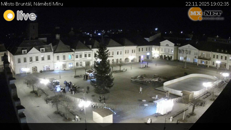 Město Bruntál - Náměstí Míru - 22.11.2025 v 19:02