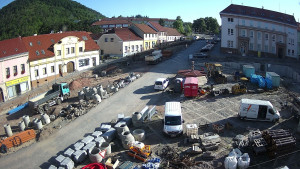 Město Tišnov - Náměstí Míru - 1.7.2025 v 07:45