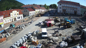 Město Tišnov - Náměstí Míru - 1.7.2025 v 08:45