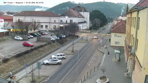 Město Tišnov - Riegerova ulice - 25.2.2026 v 06:45 Město Tišnov - Riegerova ulice - 25.2.2026 v 06:45