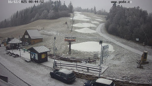 Skiareál Hodonín u Kunštátu - Sjezdovka - 16.12.2025 v 08:45 Skiareál Hodonín u Kunštátu - Sjezdovka - 16.12.2025 v 08:45