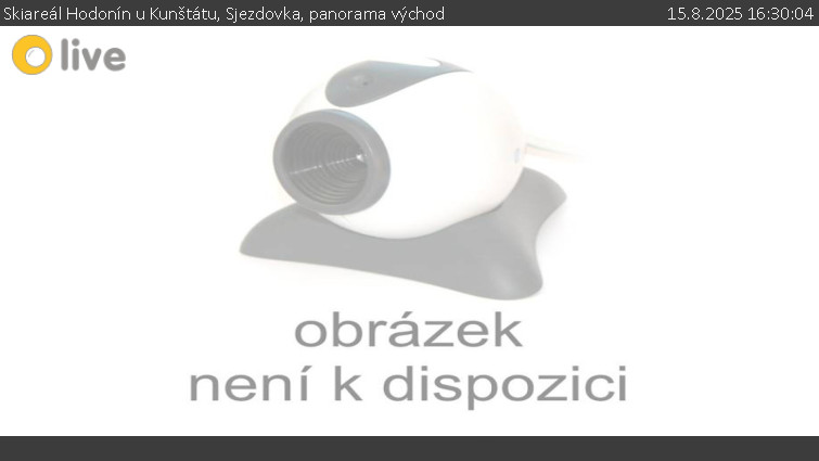 Skiareál Hodonín u Kunštátu - Sjezdovka, panorama východ - 15.8.2025 v 16:30