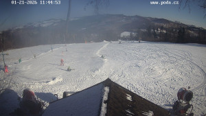 Skiareál Hodonín u Kunštátu - Sjezdovka, panorama východ - 21.1.2026 v 11:45