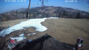 Skiareál Hodonín u Kunštátu - Sjezdovka, panorama východ - 7.3.2026 v 12:45