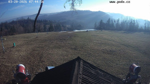 Skiareál Hodonín u Kunštátu - Sjezdovka, panorama východ - 20.3.2026 v 07:45