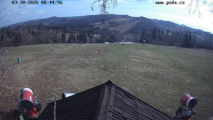 Skiareál Hodonín u Kunštátu - Sjezdovka, panorama východ - 30.3.2026 v 09:45 Skiareál Hodonín u Kunštátu - Sjezdovka, panorama východ - 30.3.2026 v 09:45