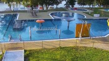 Basen Pozlovice