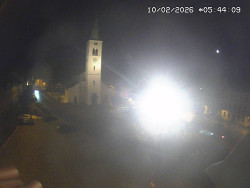 Náměstí, koste sv. Markéty