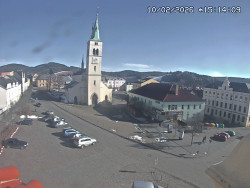 Náměstí, koste sv. Markéty