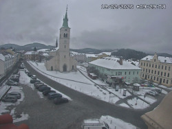 Náměstí, koste sv. Markéty