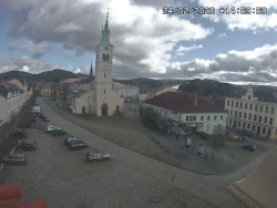 Náměstí, koste sv. Markéty