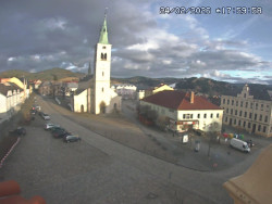 Náměstí, koste sv. Markéty